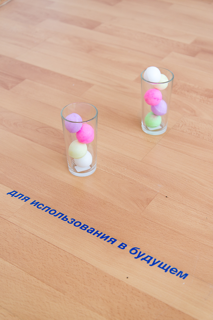 樟脑球（为未来使用）Mothball: for future use 王懿泉 Wang Yiquan 特定空间装置 Site specific installation 2015 *摄影：九口走召 Photo by 9mouth